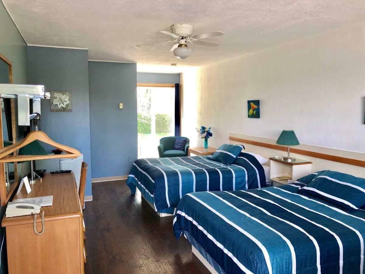 Motel Belle Riviere Saint-Jean-sur-Richelieu Buitenkant foto